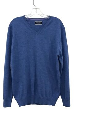 Charles Tyrwhitt Men's V-Neck Sweater in Blue Medium Merino Wool